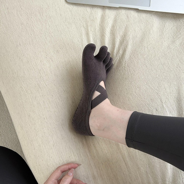 女性用クロスストラップ5本指ヨガソックス滑り止めシリコングリ - Medias Para Pilates Y Yoga のレビューと価格